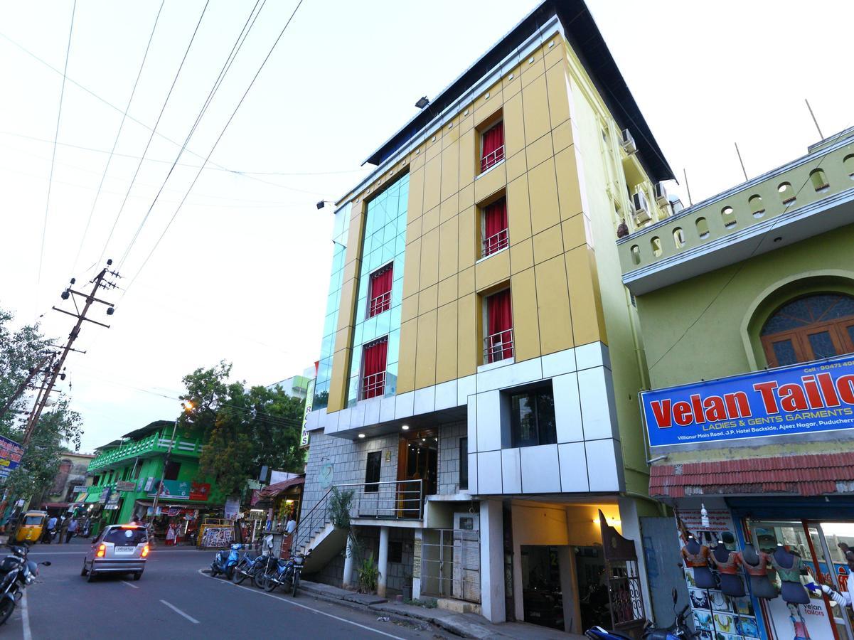 Oyo 9343 Jp Residency Hotel Pondicherry Exterior foto