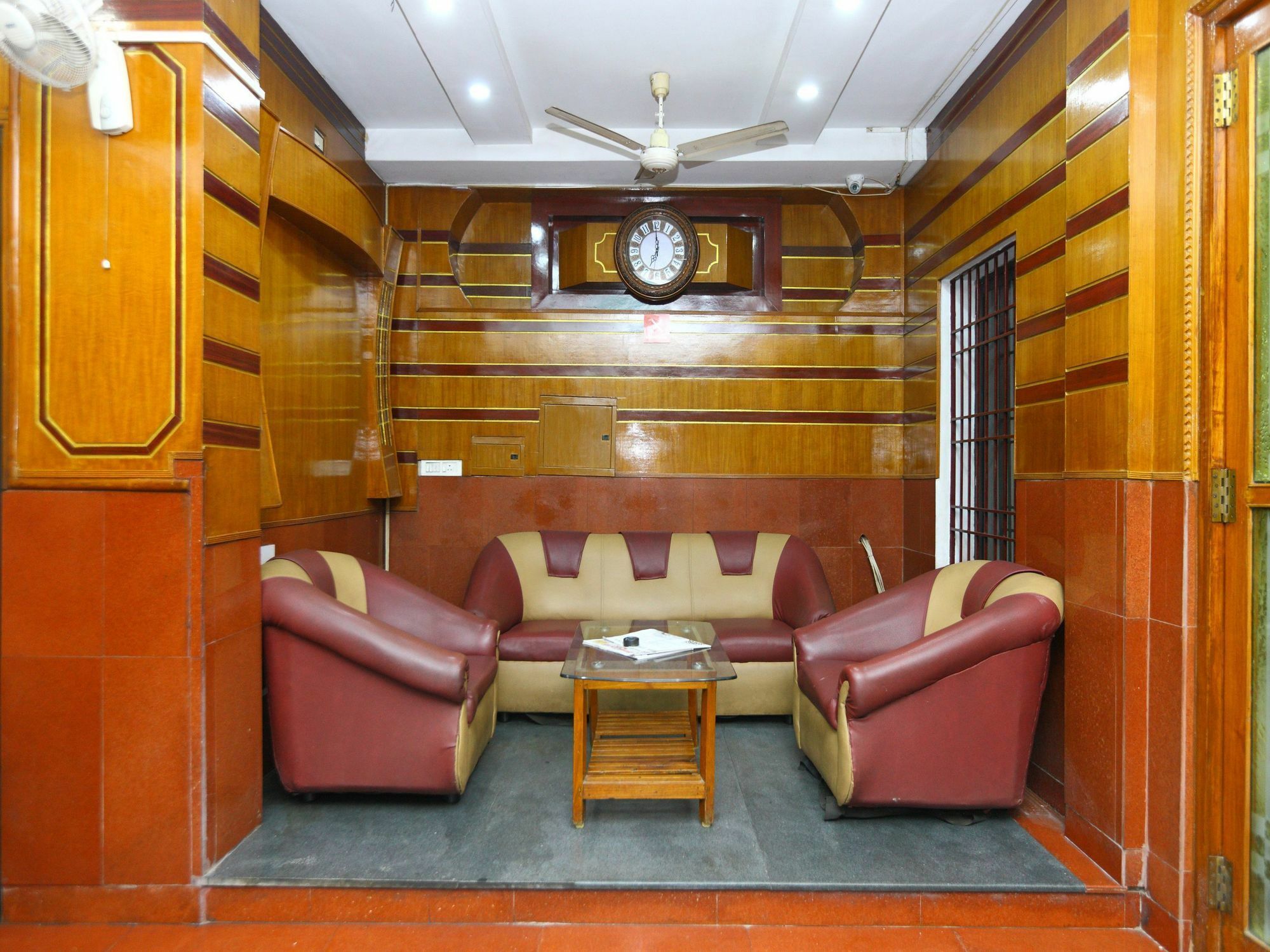Oyo 9343 Jp Residency Hotel Pondicherry Exterior foto